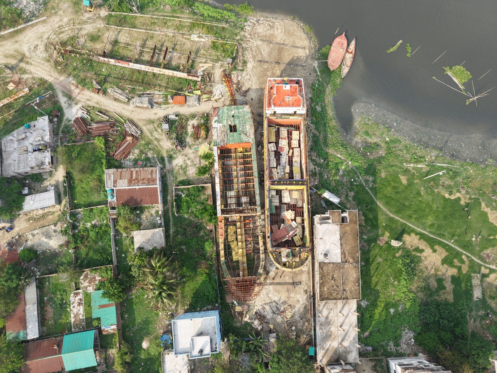 Heavy Earthmoving & Crushing